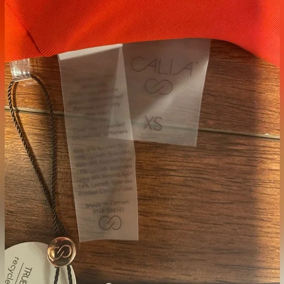 ☀️ CALIA Red Ubar Halter Bikini Top size XS NWT removable cups - Picture 4 of 5